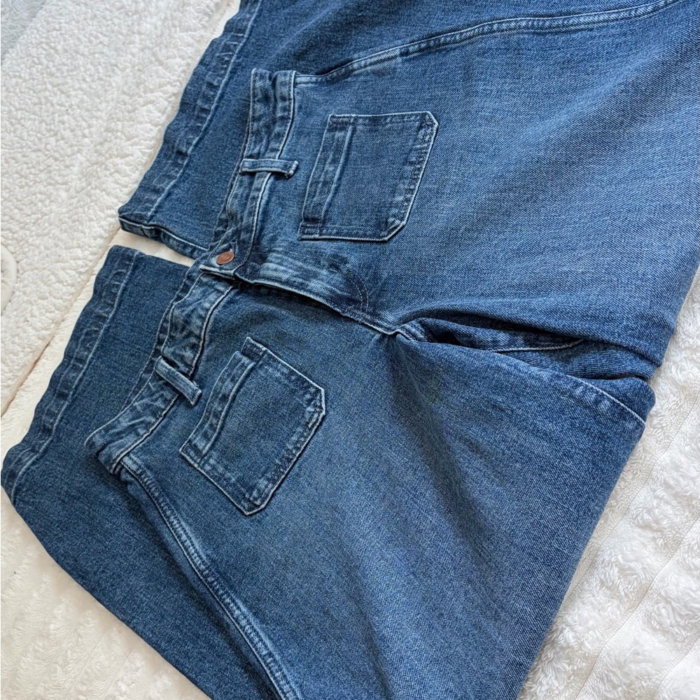 Old Navy Extra High Rise Wide Leg Jeans